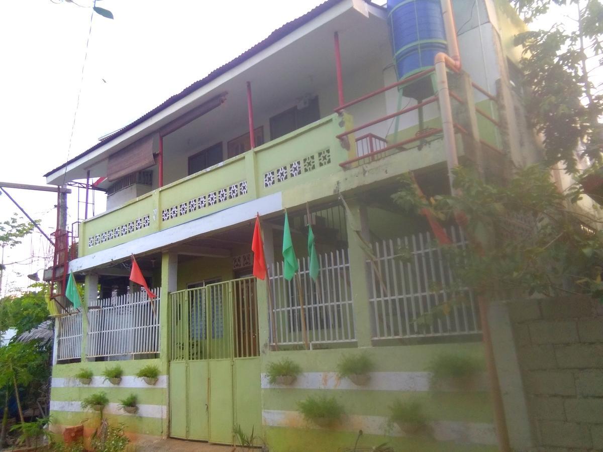 Casaoro Homestay Puerto Princesa ภายนอก รูปภาพ